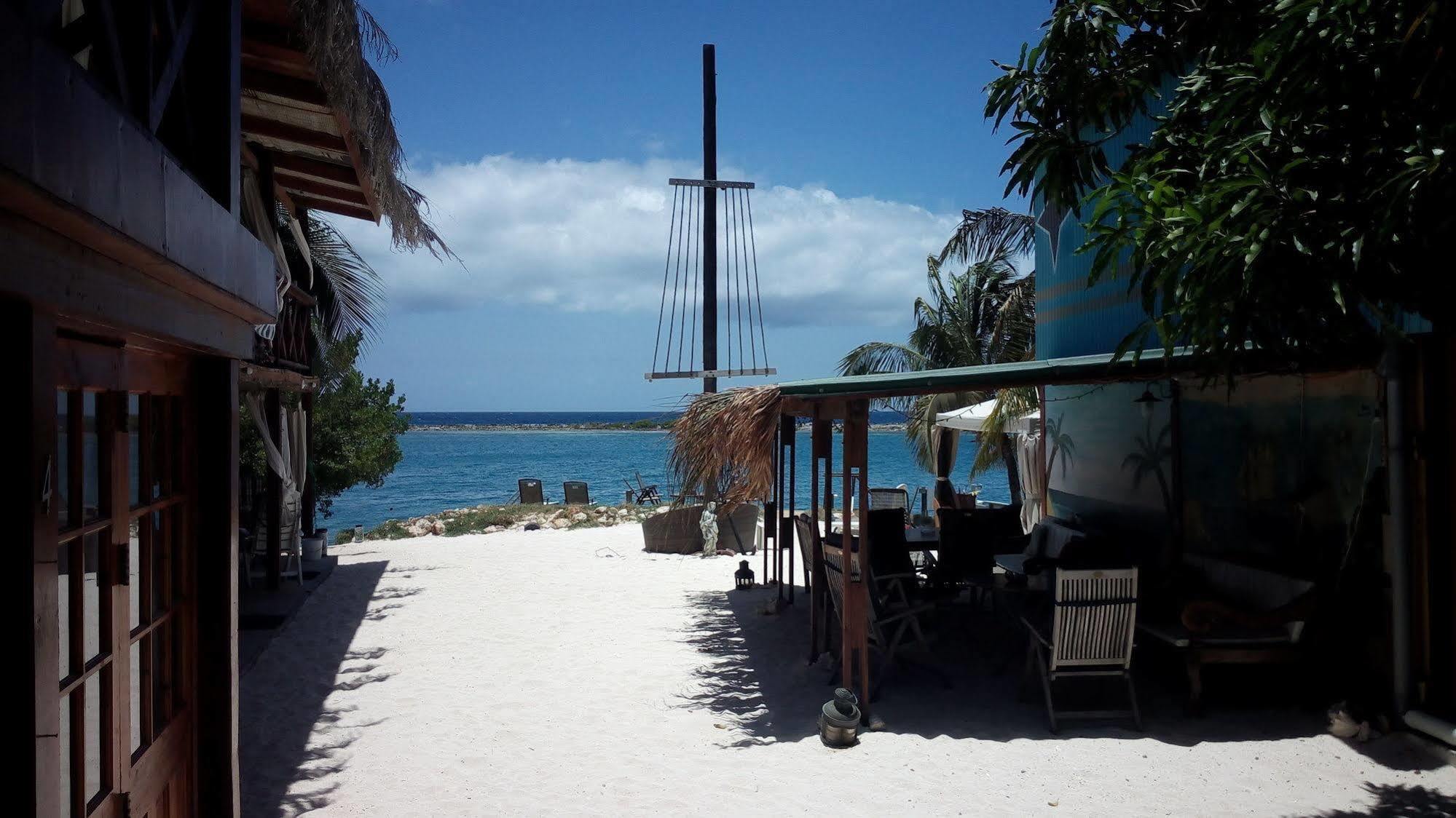 Coral Reef Beach Savaneta Buitenkant foto